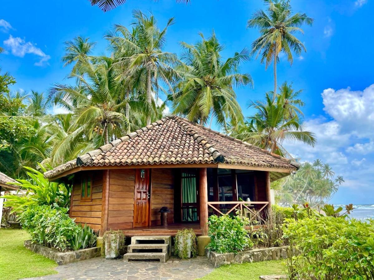 Rockside Cabanas Hotel Unawatuna Exterior photo