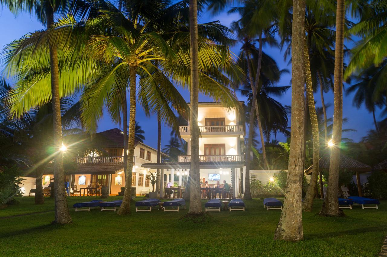 Rockside Cabanas Hotel Unawatuna Exterior photo