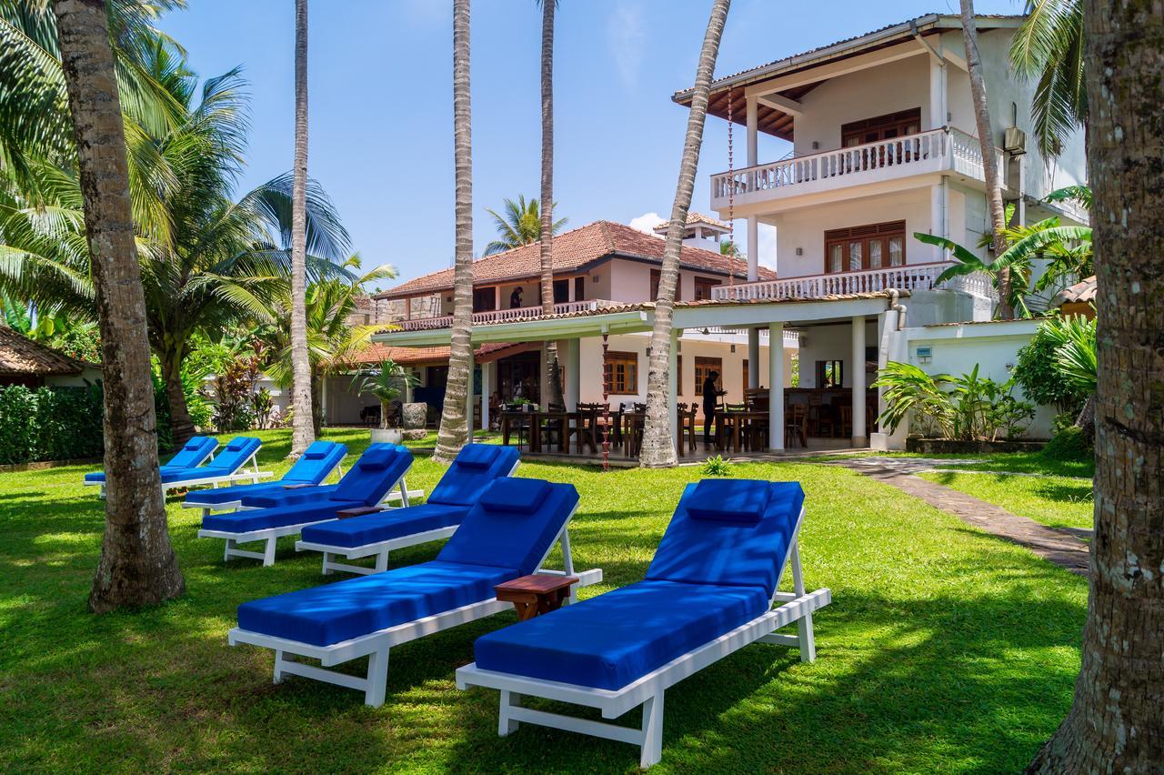 Rockside Cabanas Hotel Unawatuna Exterior photo